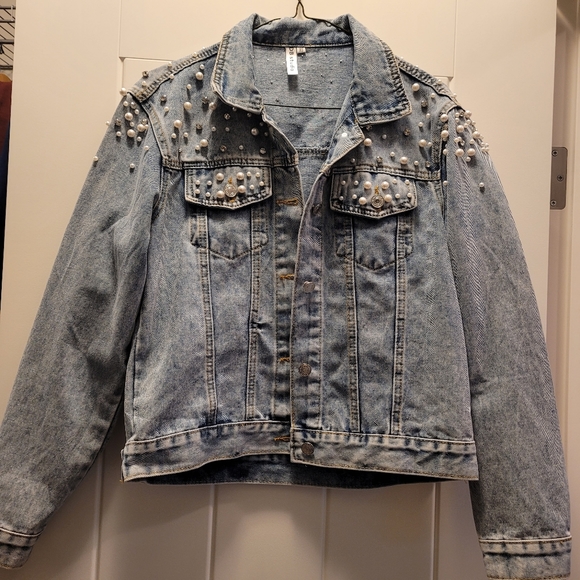Embroidered pearl/crystal stud Wifey denim jacket - Picture 3 of 7